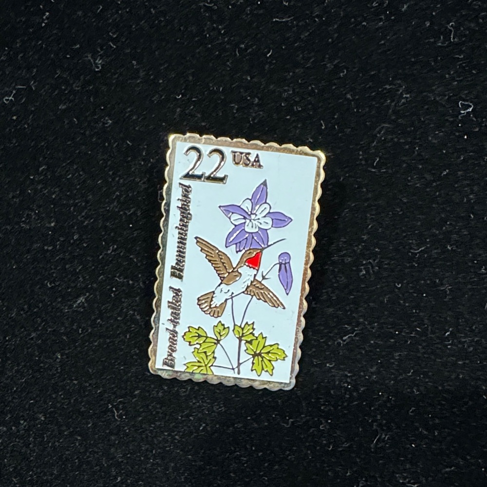 “ Broad-Tailed Hummingbird “ — Postage Stamp Pin Collectible